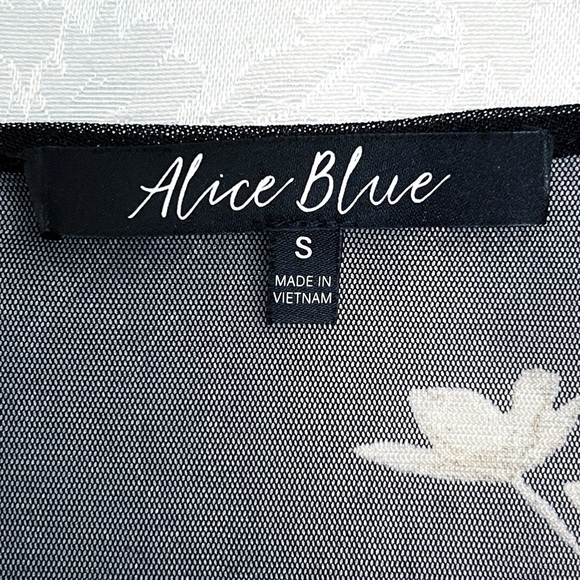 Alice Blue Women’s Sheer Floral Print Kimono Cardigan Size S GUC Swim Cover Up - Picture 2 of 4